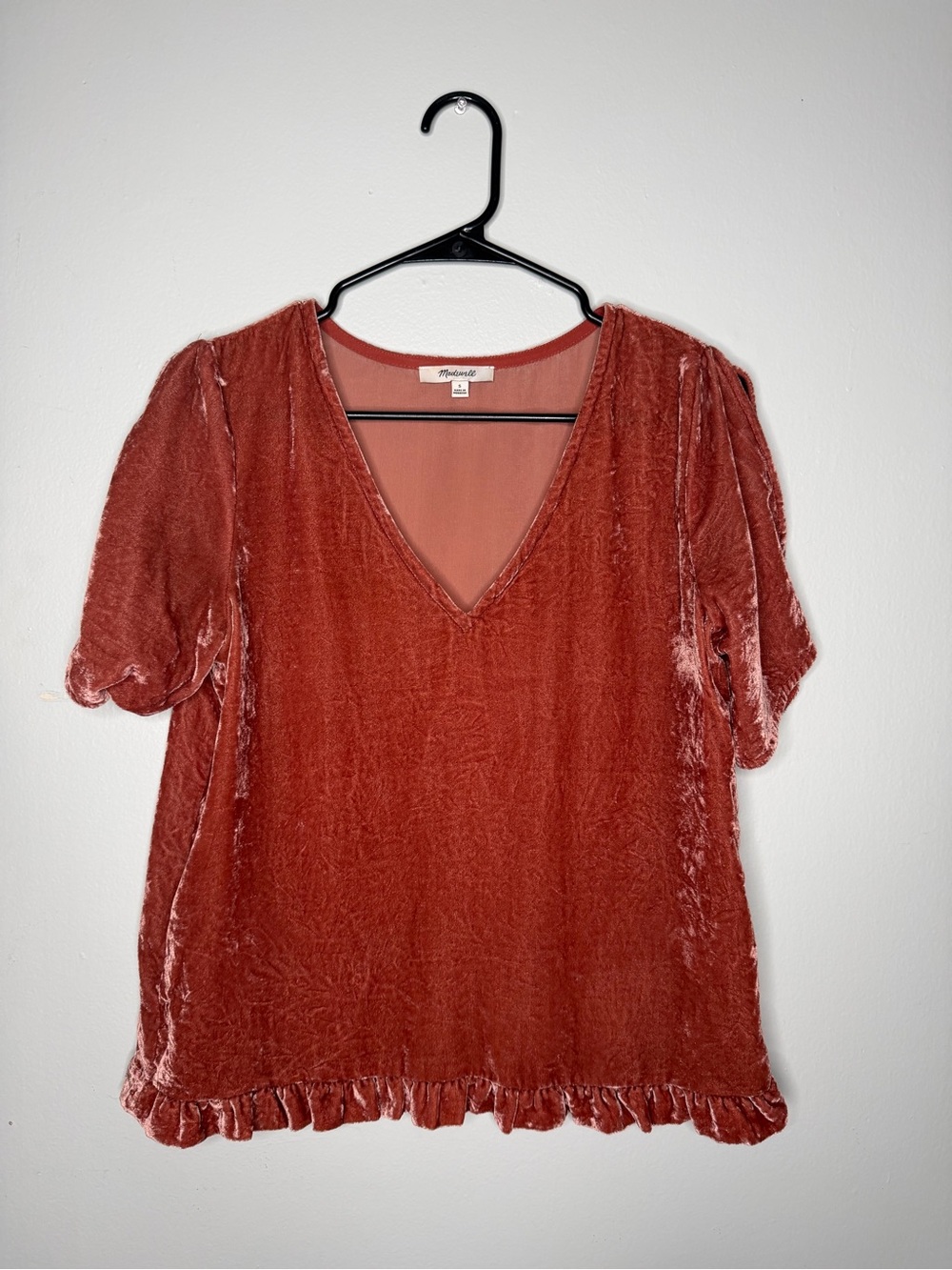 madewell women tulip sleeve ruffle v neck top size small crush velvet rose pink
